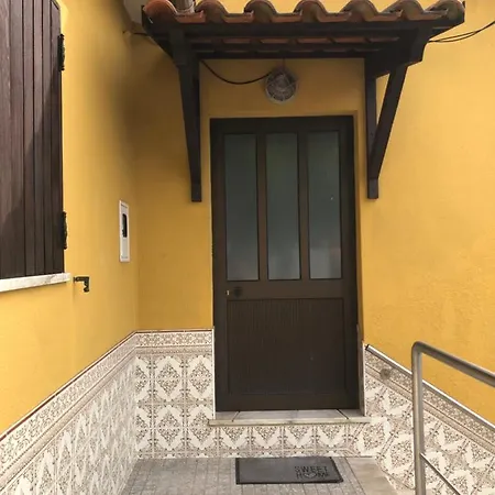 Holiday home Yellow Paradela Pessegueiro do Vouga